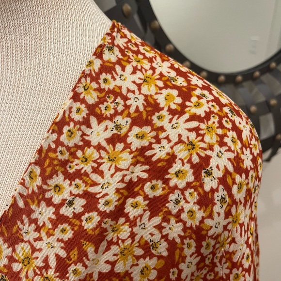 NWT Twig and Arrow Rayon rope gathered shrug - Picture 9 of 10